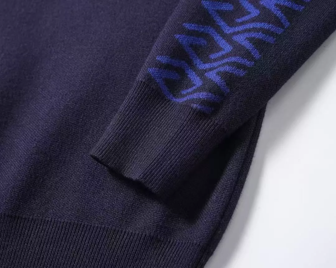 Timeless 2302 Versace Sweaters Long Sleeved For Men