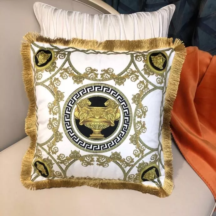 Timeless 2354 Versace Cushion