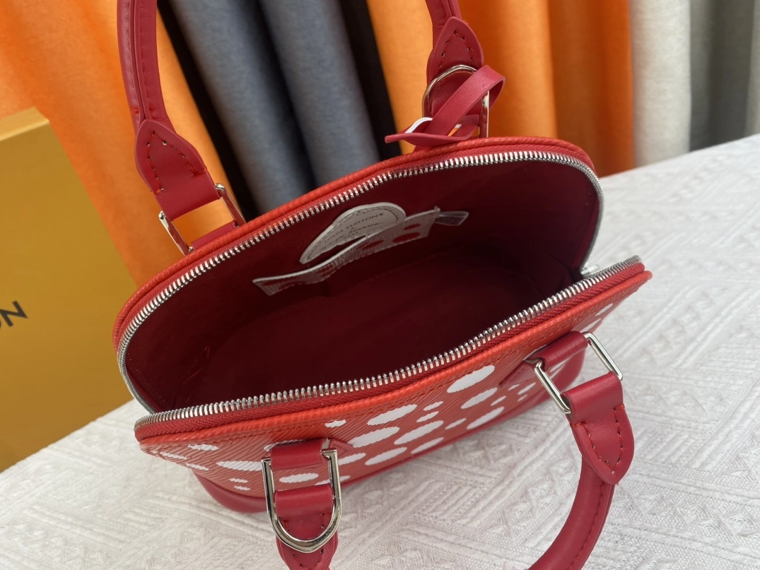 Timeless 2389 Louis Vuitton AAA Quality Handbags For Women