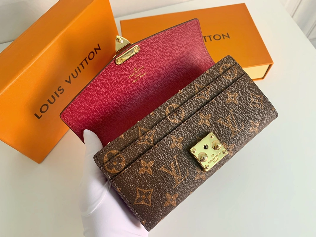 Timeless 2495 Louis Vuitton LV Wallets For Women