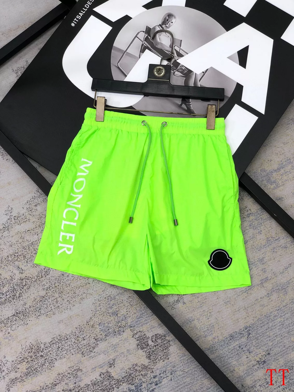 Timeless 2598 Moncler Pants For Men