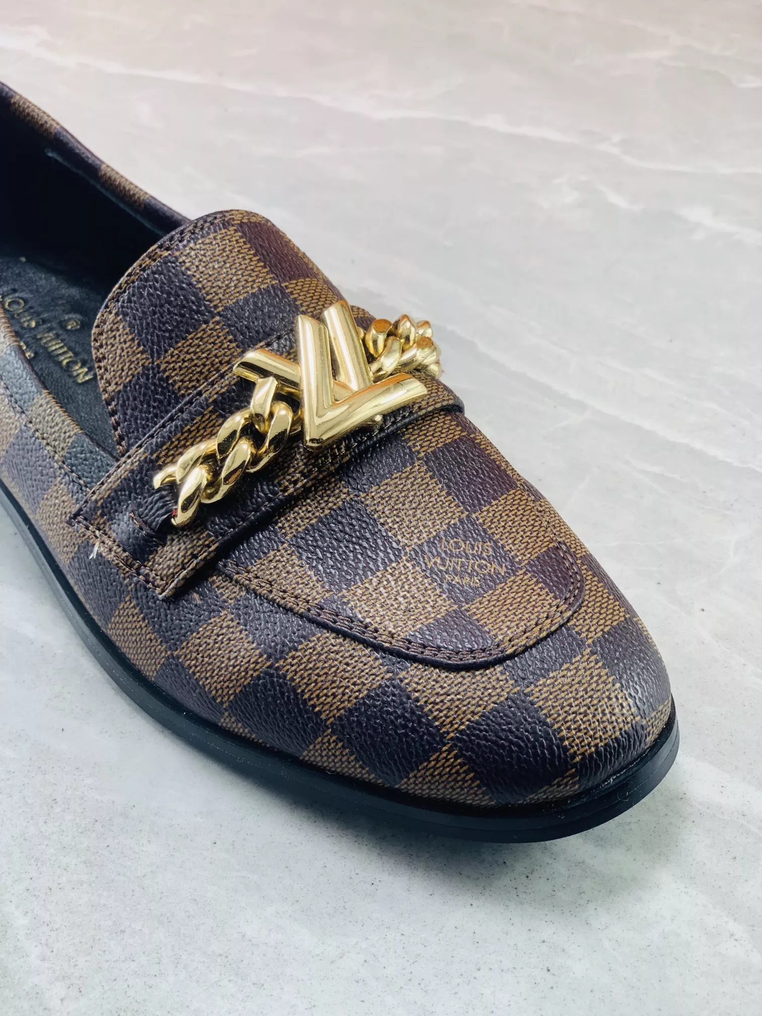 Timeless 2610 Louis Vuitton LV Oxfords Shoes For Women