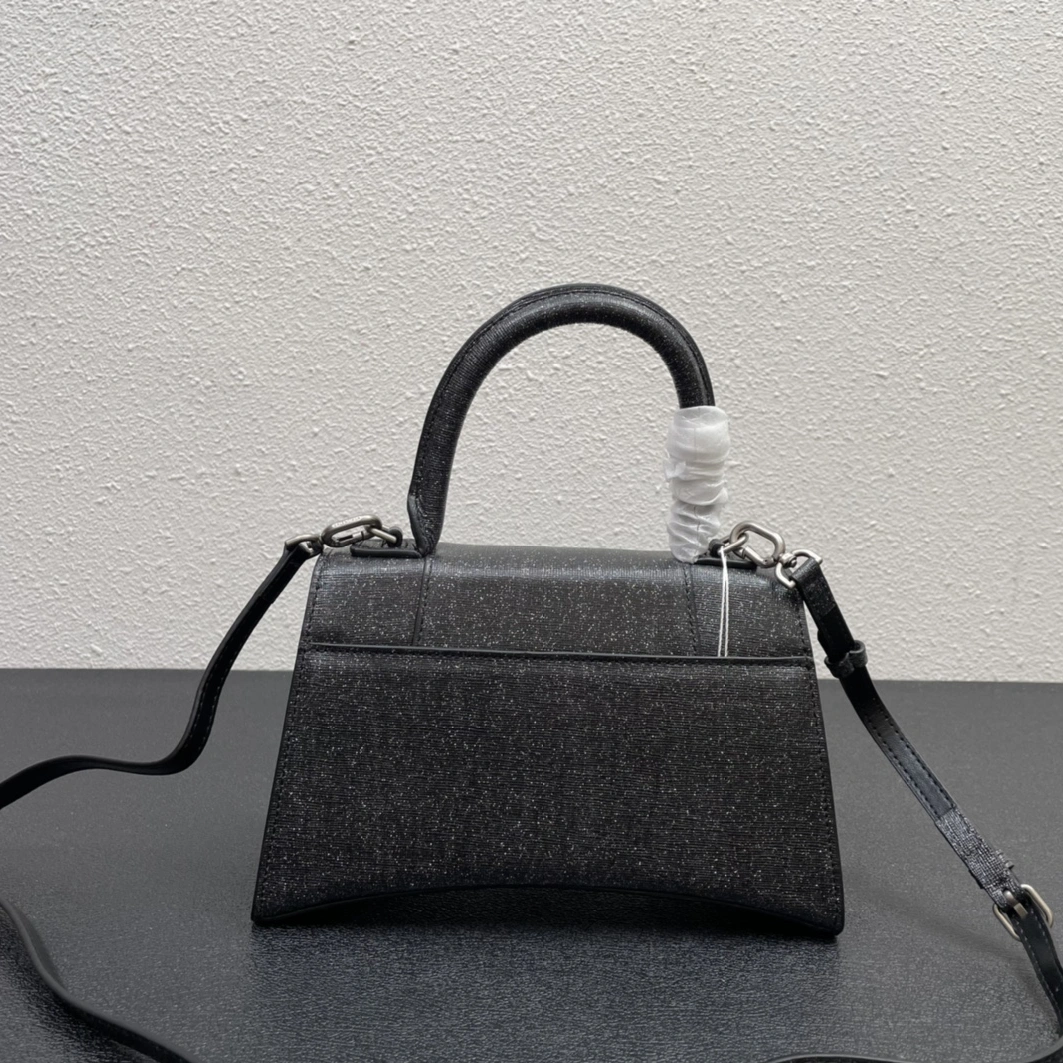 Timeless 2656 Balenciaga AAA Quality Messenger Bags For Women