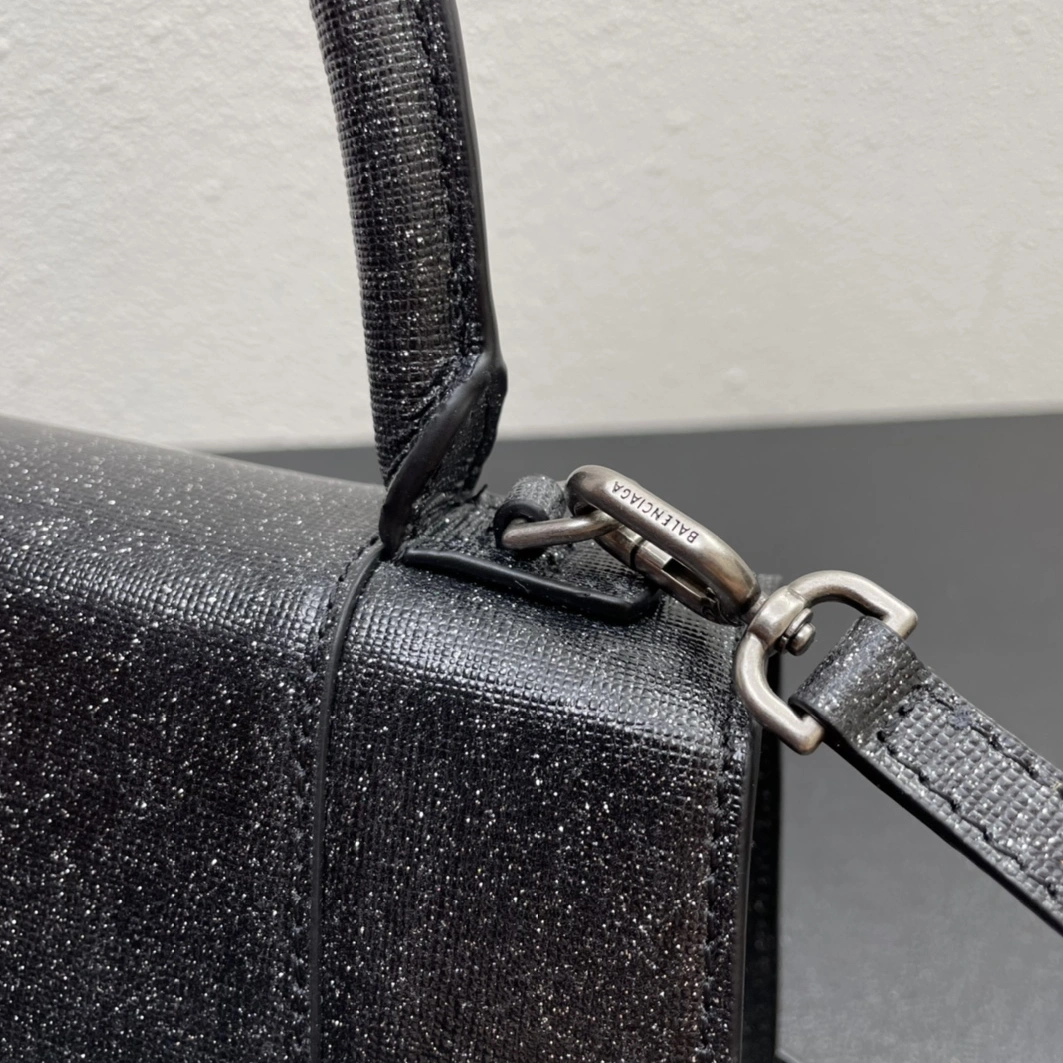 Timeless 2656 Balenciaga AAA Quality Messenger Bags For Women