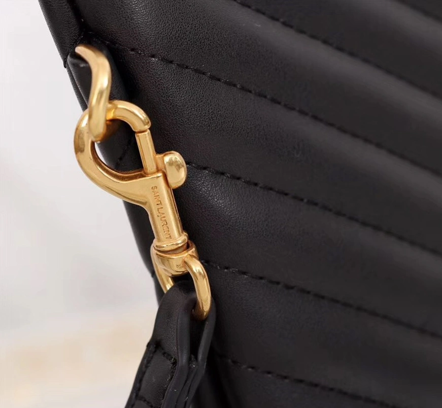 Timeless 2702 Yves Saint Laurent AAA Quality Wallets