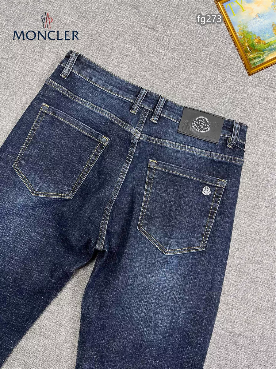 Timeless 3034 Moncler Jeans For Men
