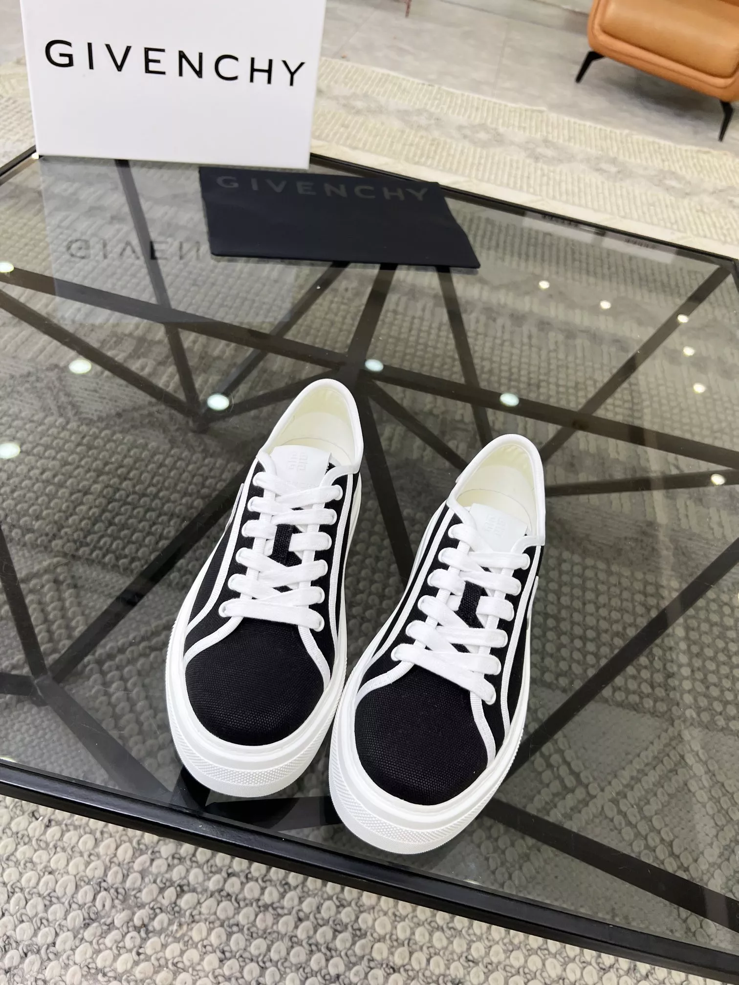 Timeless 3219 Givenchy Casual Shoes For Men