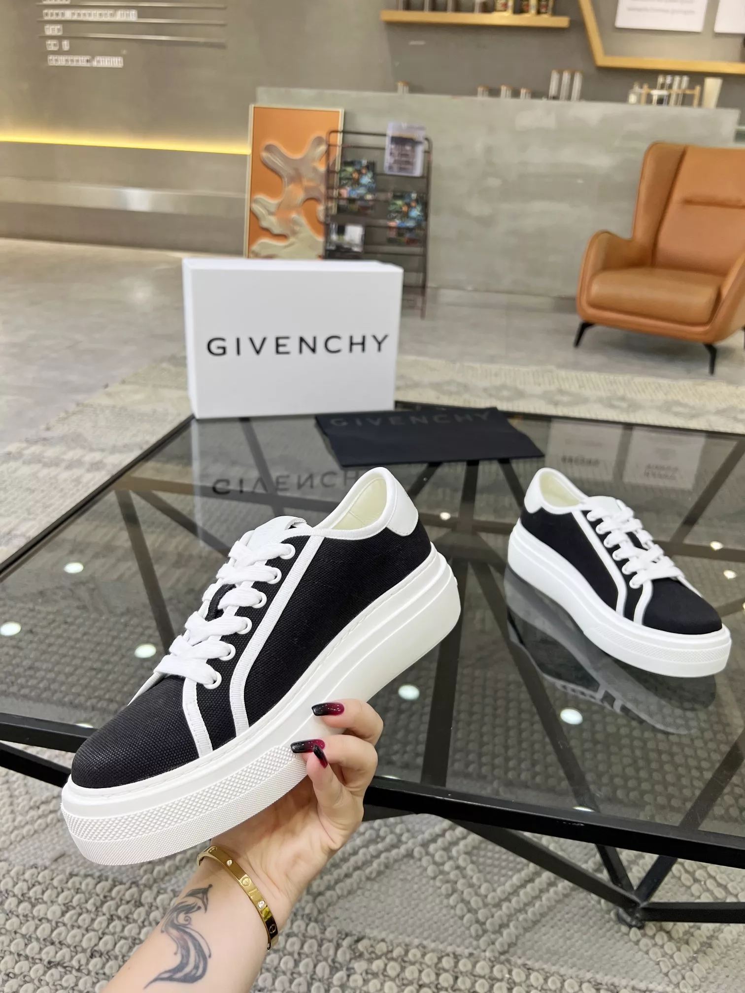 Timeless 3219 Givenchy Casual Shoes For Men