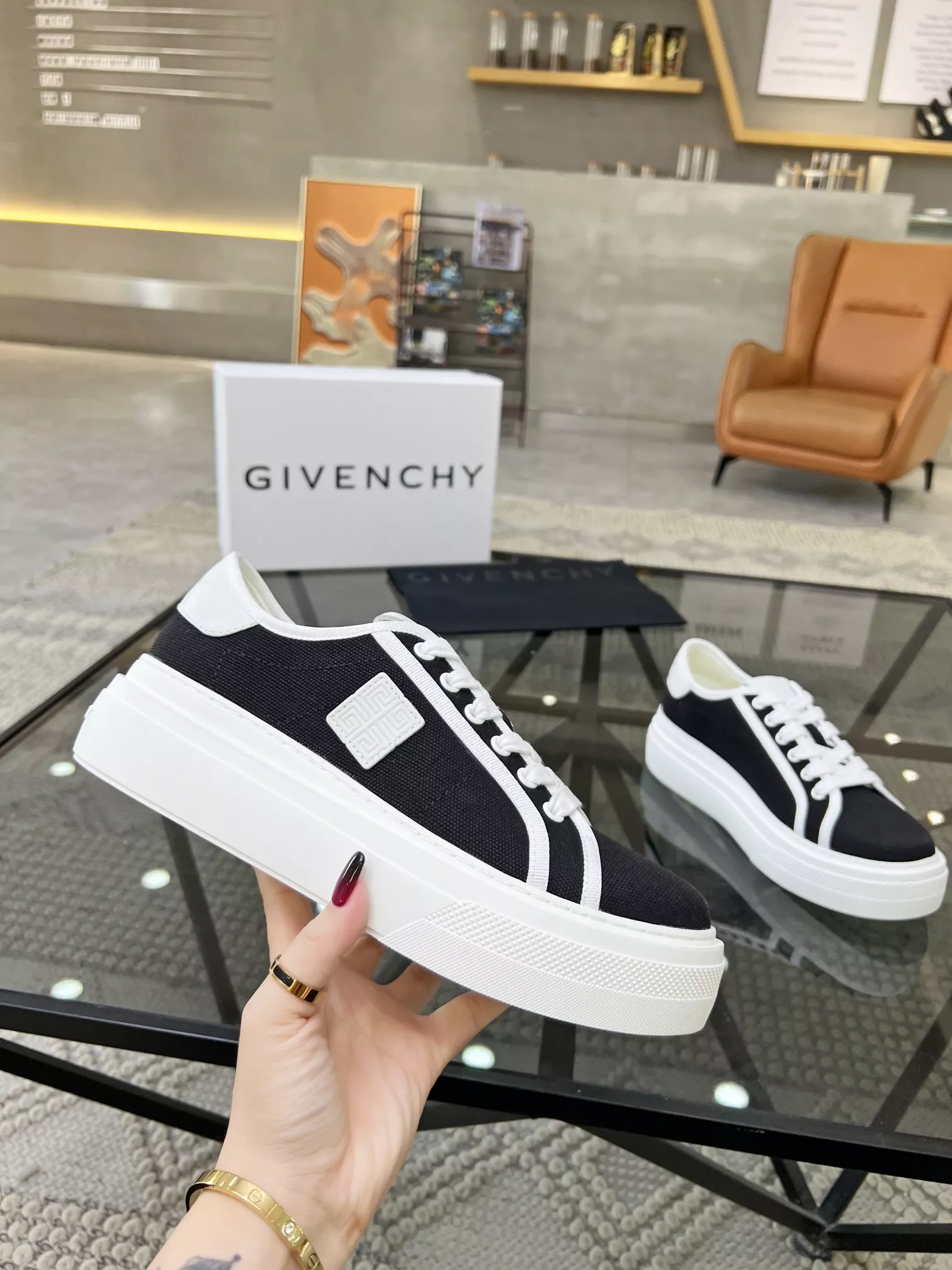 Timeless 3219 Givenchy Casual Shoes For Men