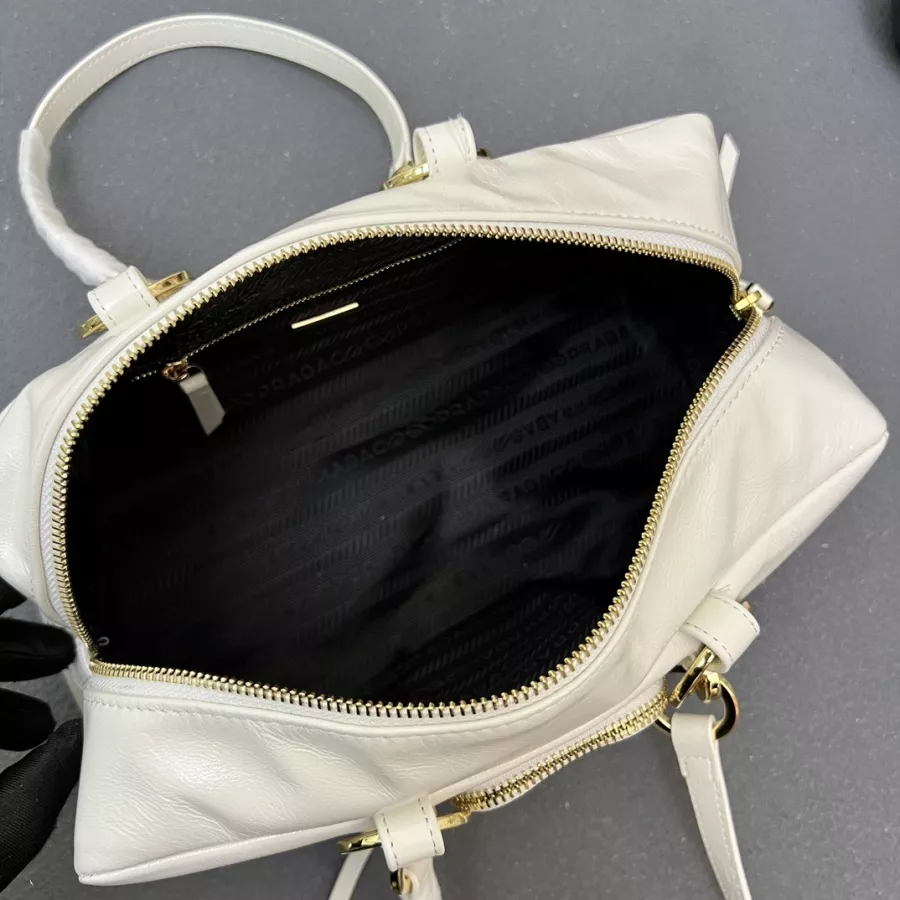 Timeless 3316 Prada AAA Quality Shoulder Bags For Women