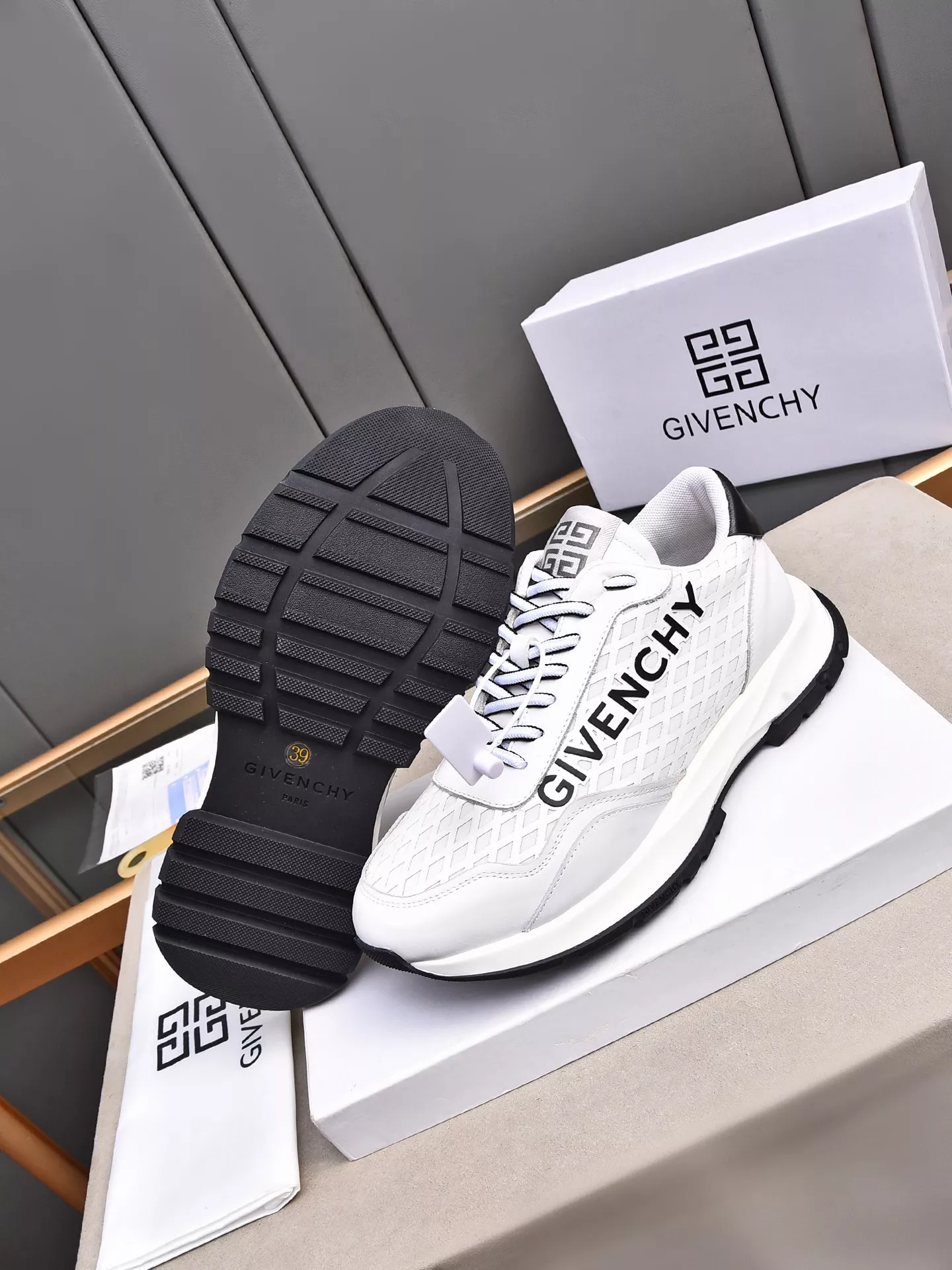 Timeless 3530 Givenchy Casual Shoes For Men