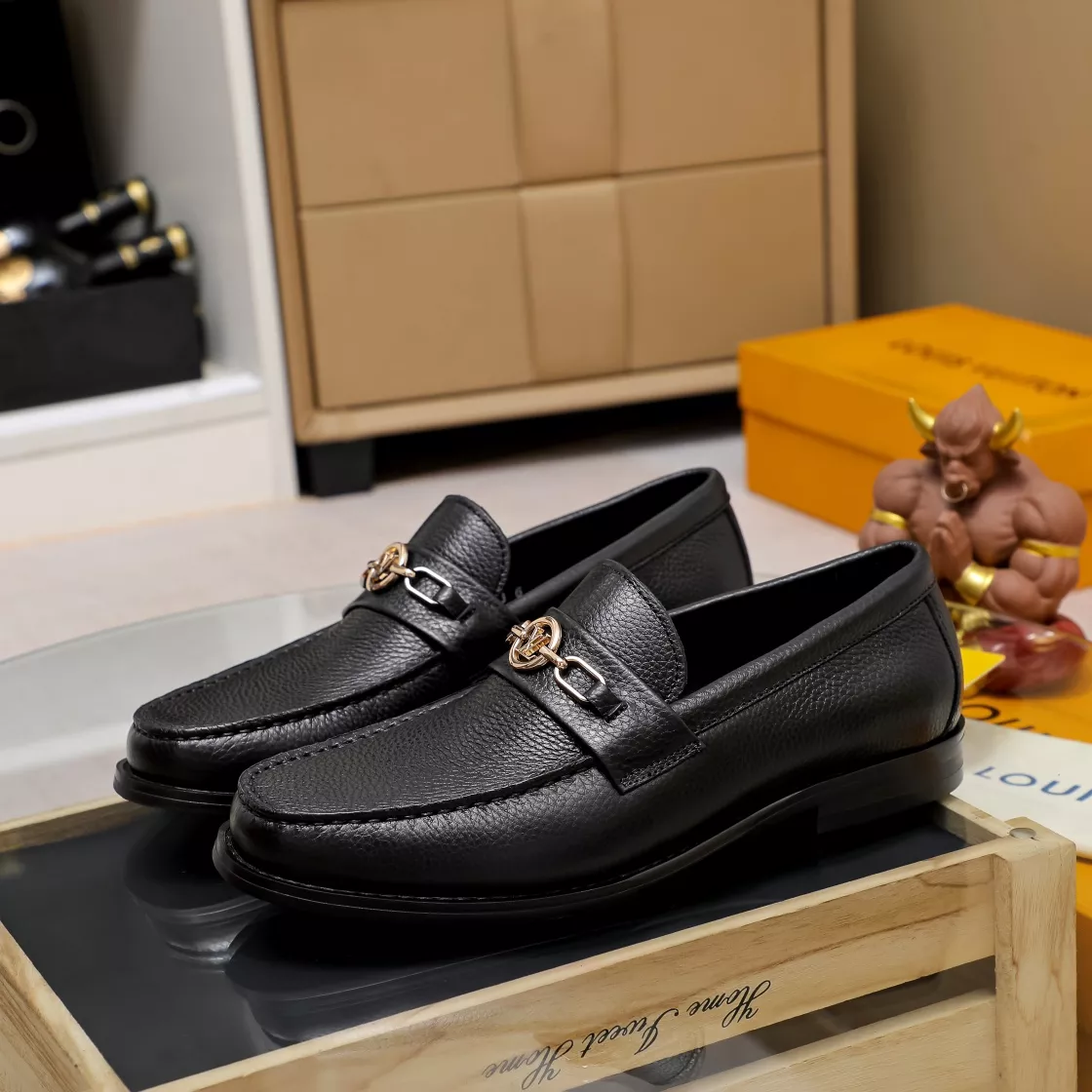 Timeless 3735 Louis Vuitton LV Oxfords Shoes For Men
