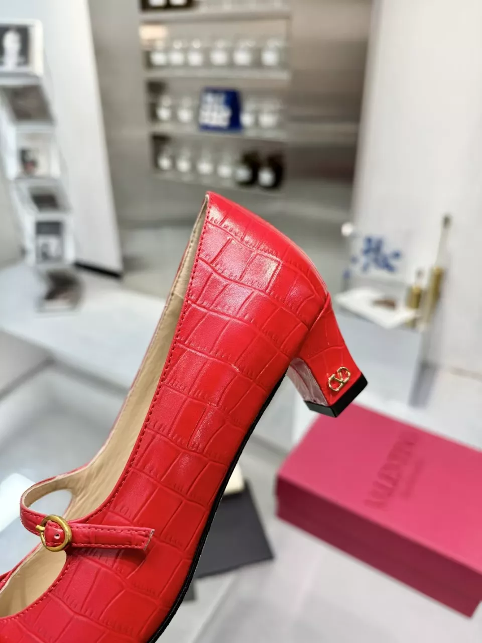 Timeless 3879 Valentino High-Heeled Shoes For Women