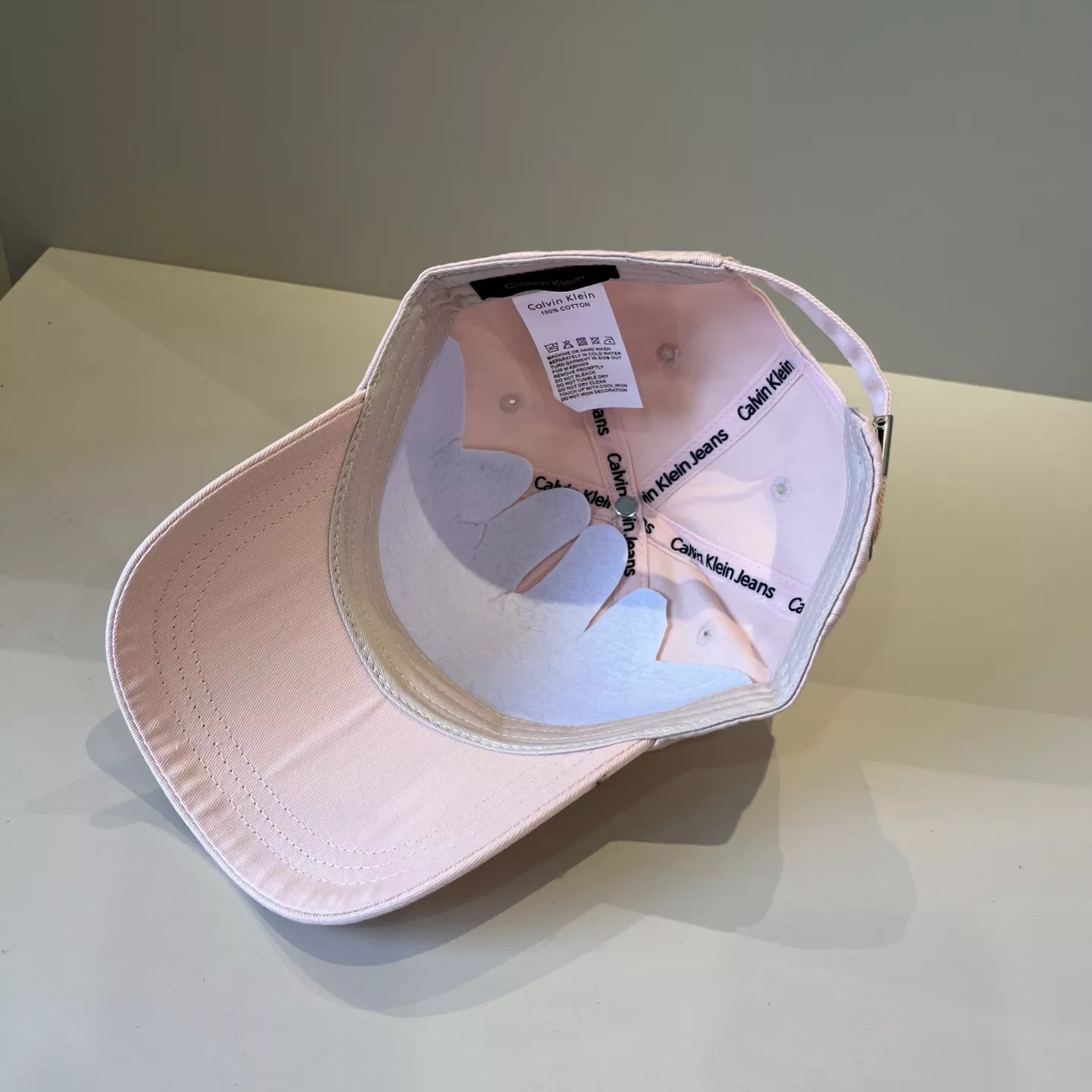 Timeless 4093 Calvin Klein Caps