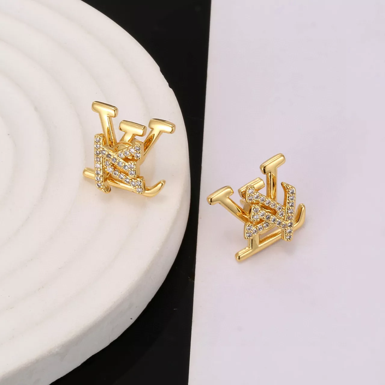 Timeless 4355 Louis Vuitton Earrings For Women
