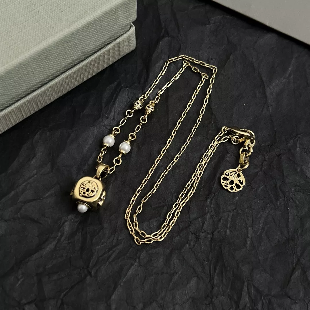 Timeless 4466 Alexander McQueen Necklaces