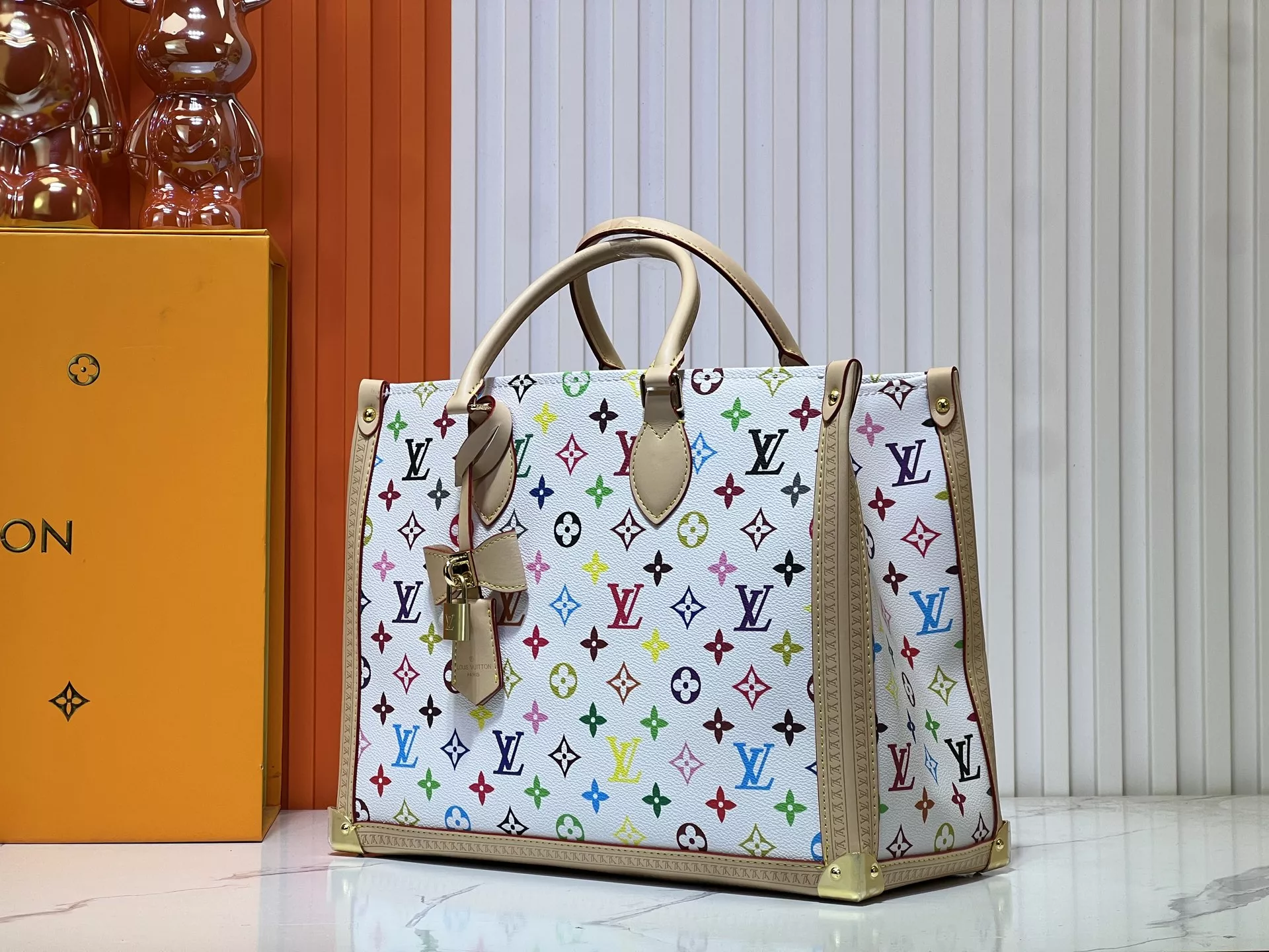 Timeless 449 Louis Vuitton AAA Quality Handbags For Women