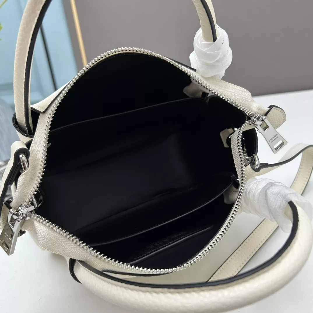 Timeless 4546 Prada AAA Quality Handbags For Women