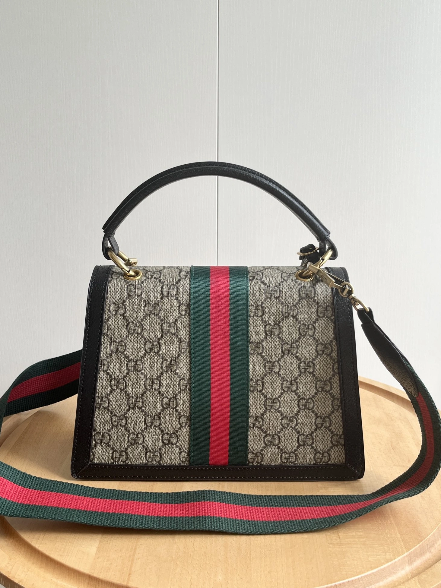 Timeless 4650 Gucci AAA Quality Handbags For Women