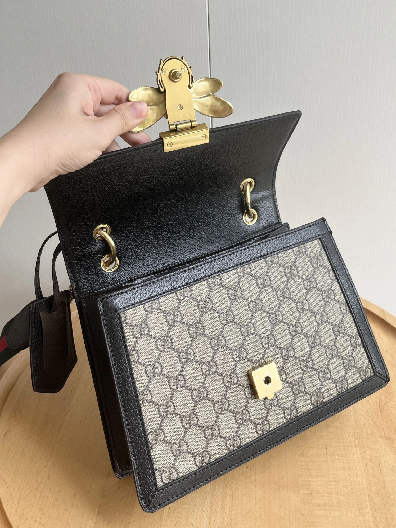 Timeless 4650 Gucci AAA Quality Handbags For Women