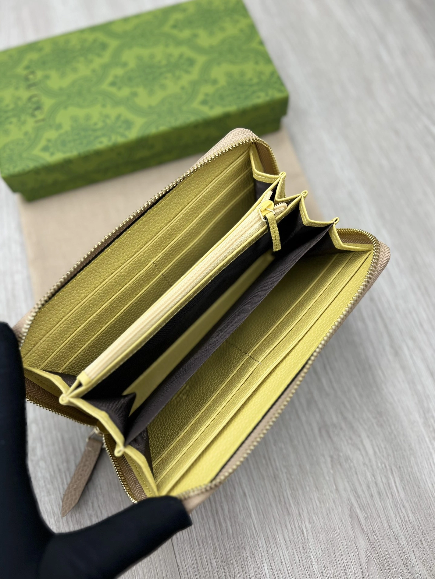 Timeless 475 Gucci Wallets For Women