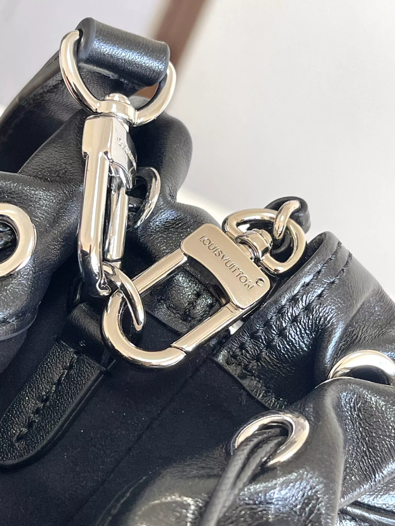Timeless 4751 Louis Vuitton AAA Quality Shoulder Bags
