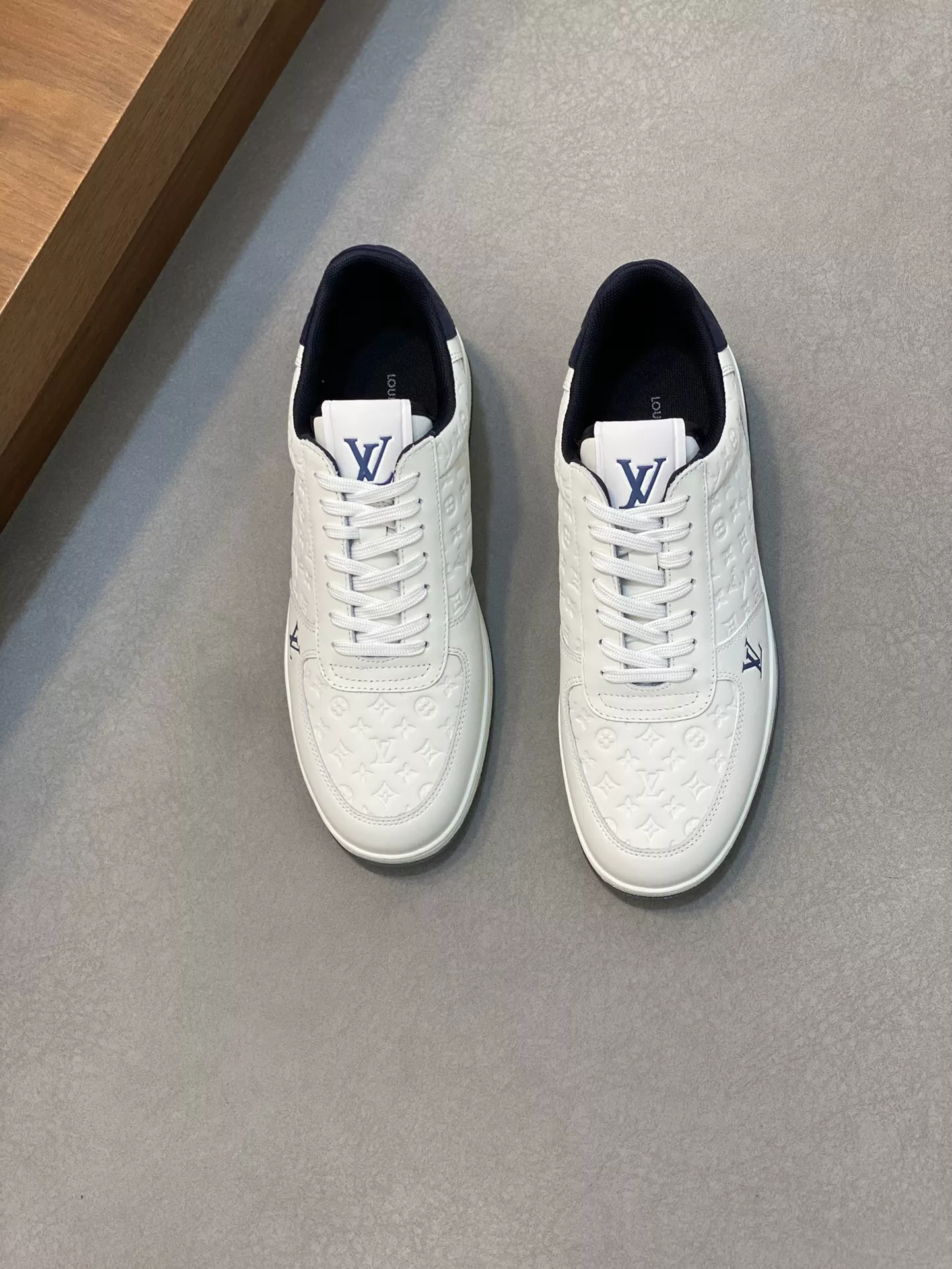 Timeless 4908 Louis Vuitton Casual Shoes For Men