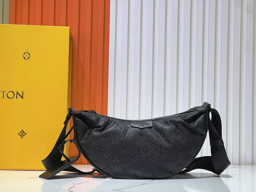Timeless 4979 Louis Vuitton AAA Quality Messenger Bags For Women