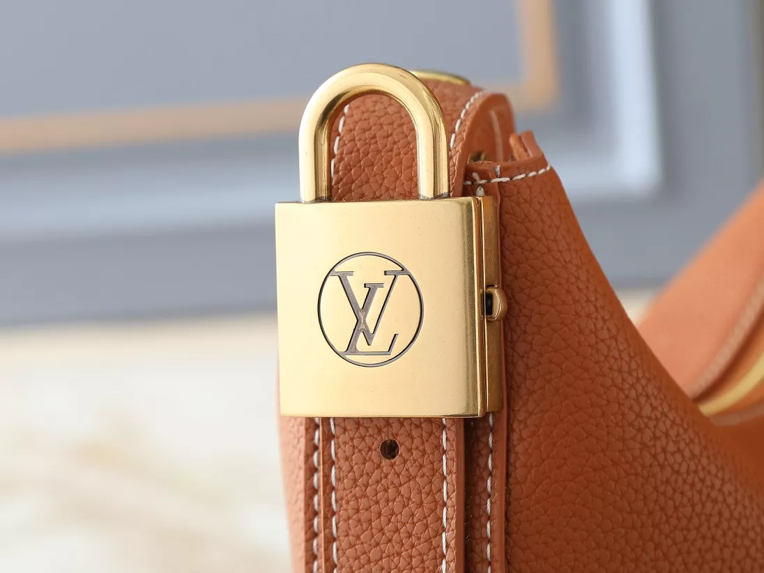 Timeless 5312 Louis Vuitton Messenger Bags For Women