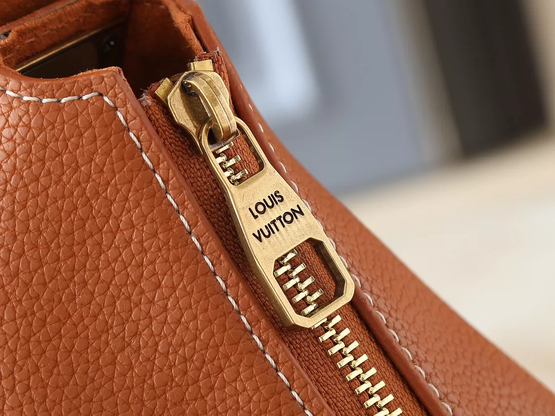 Timeless 5312 Louis Vuitton Messenger Bags For Women
