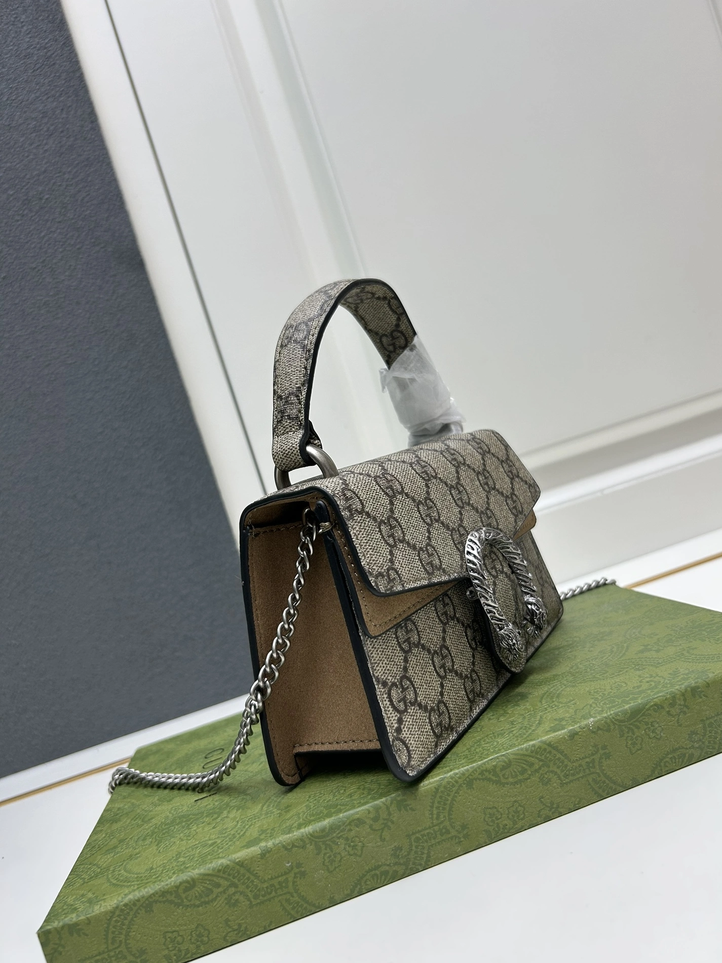 Timeless 5355 Gucci AAA Quality Messenger Bags For Women