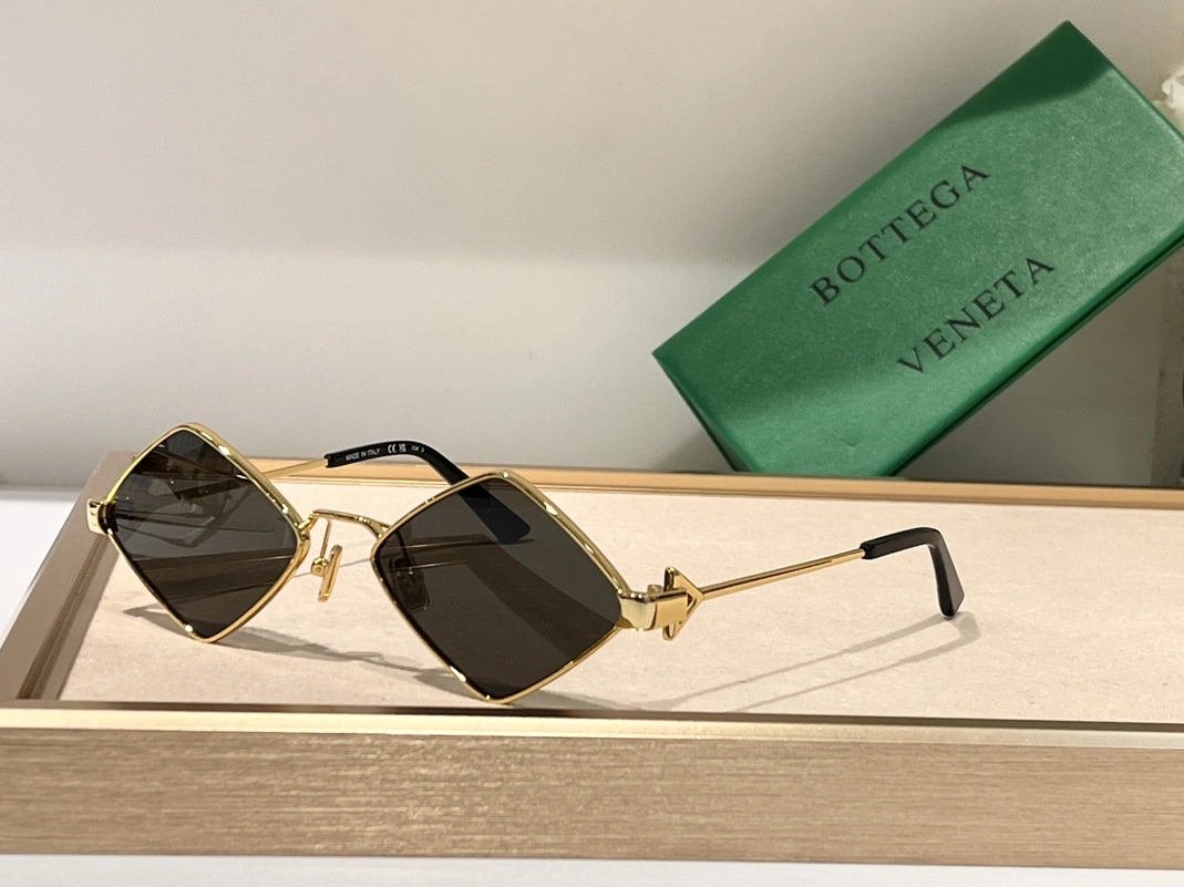 Timeless 5734 Bottega Veneta AAA Quality Sunglasses