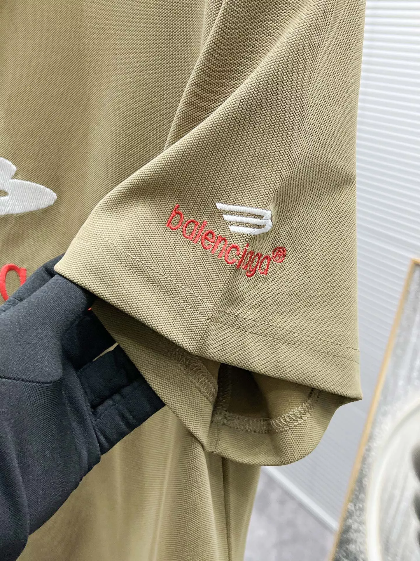 Timeless 5848 Balenciaga Fashion Tracksuits Short Sleeved For Men