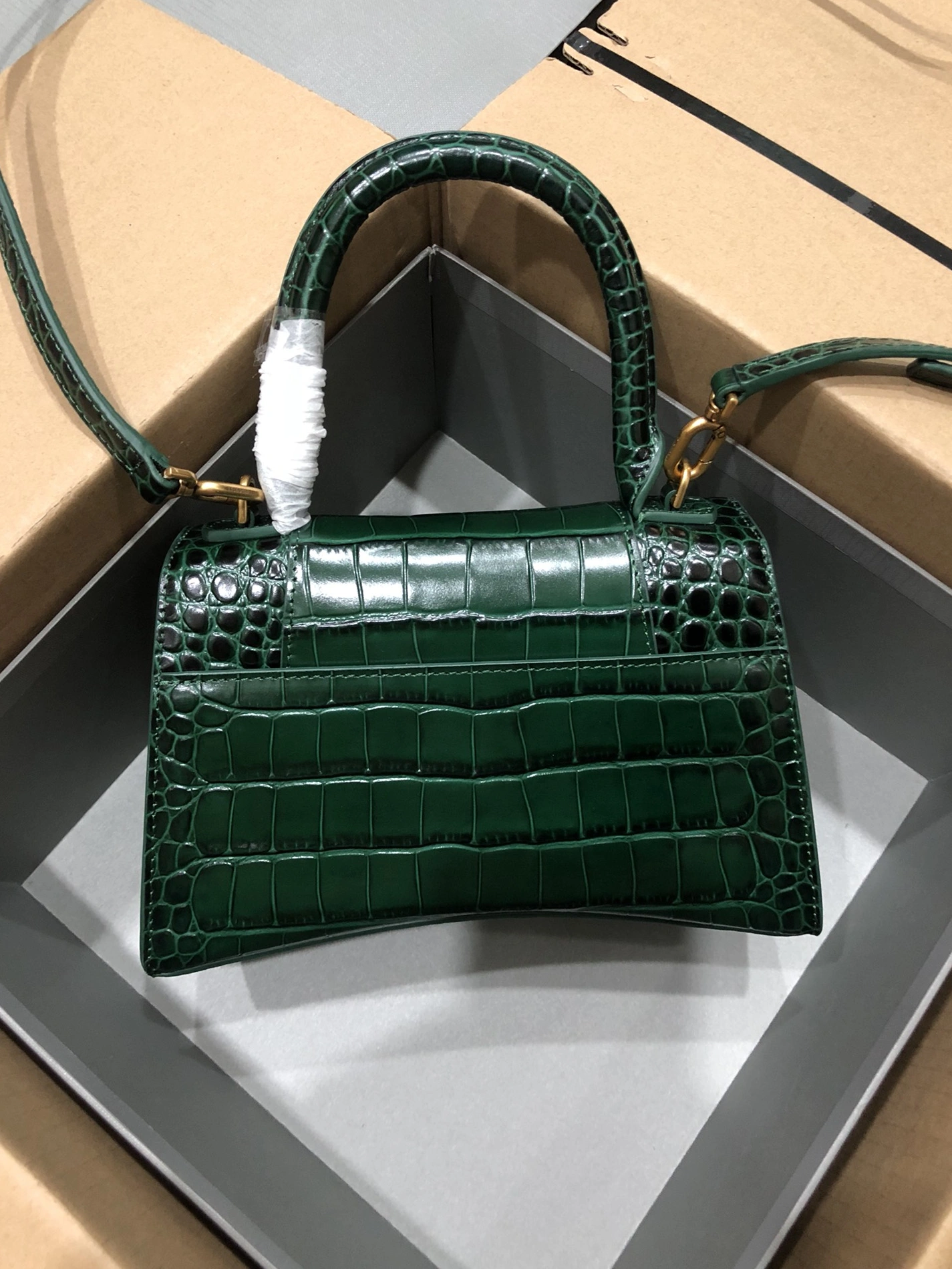 Timeless 6258 Balenciaga AAA Quality Handbags For Women