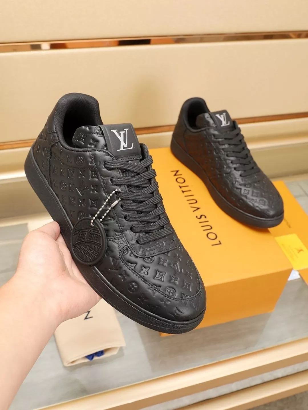Timeless 6407 Louis Vuitton Casual Shoes For Men
