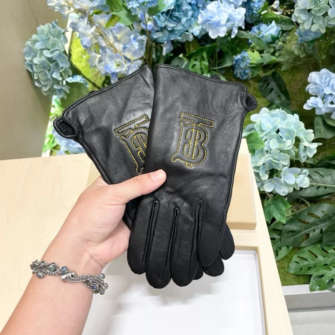 Timeless 6593 Burberry Gloves For Women