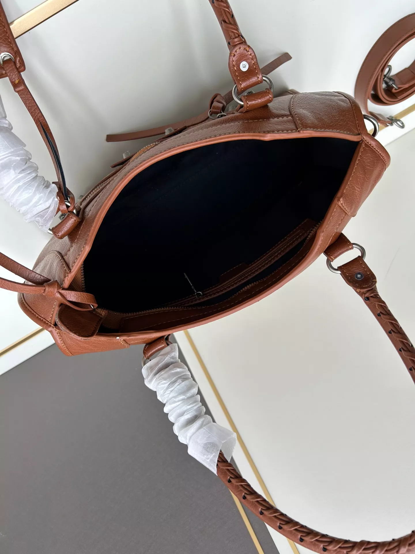 Timeless 6669 Balenciaga AAA Quality Handbags For Women