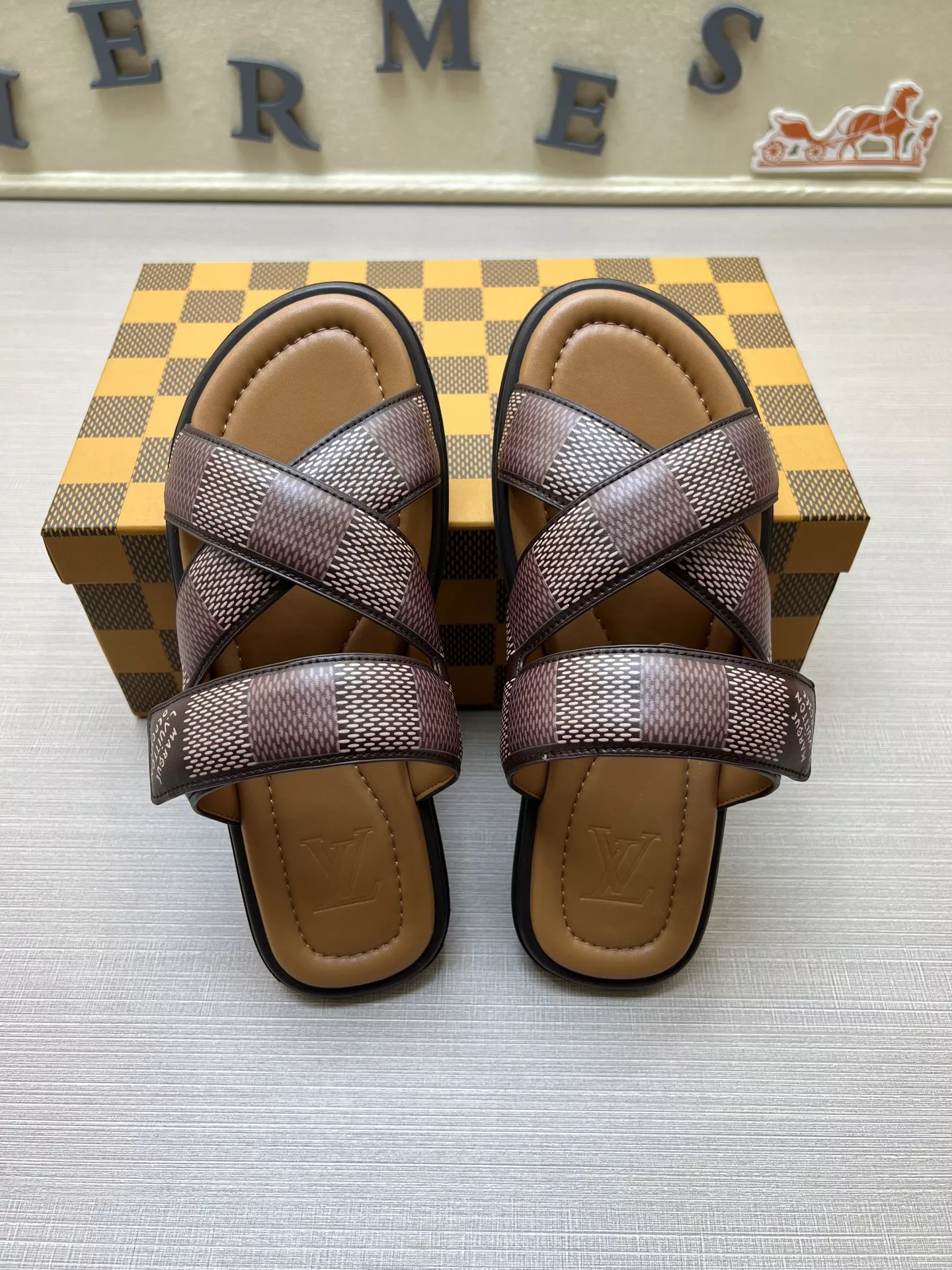 Timeless 6678 Louis Vuitton Slippers For Men