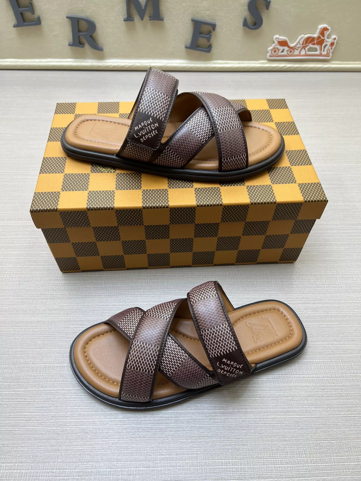 Timeless 6678 Louis Vuitton Slippers For Men