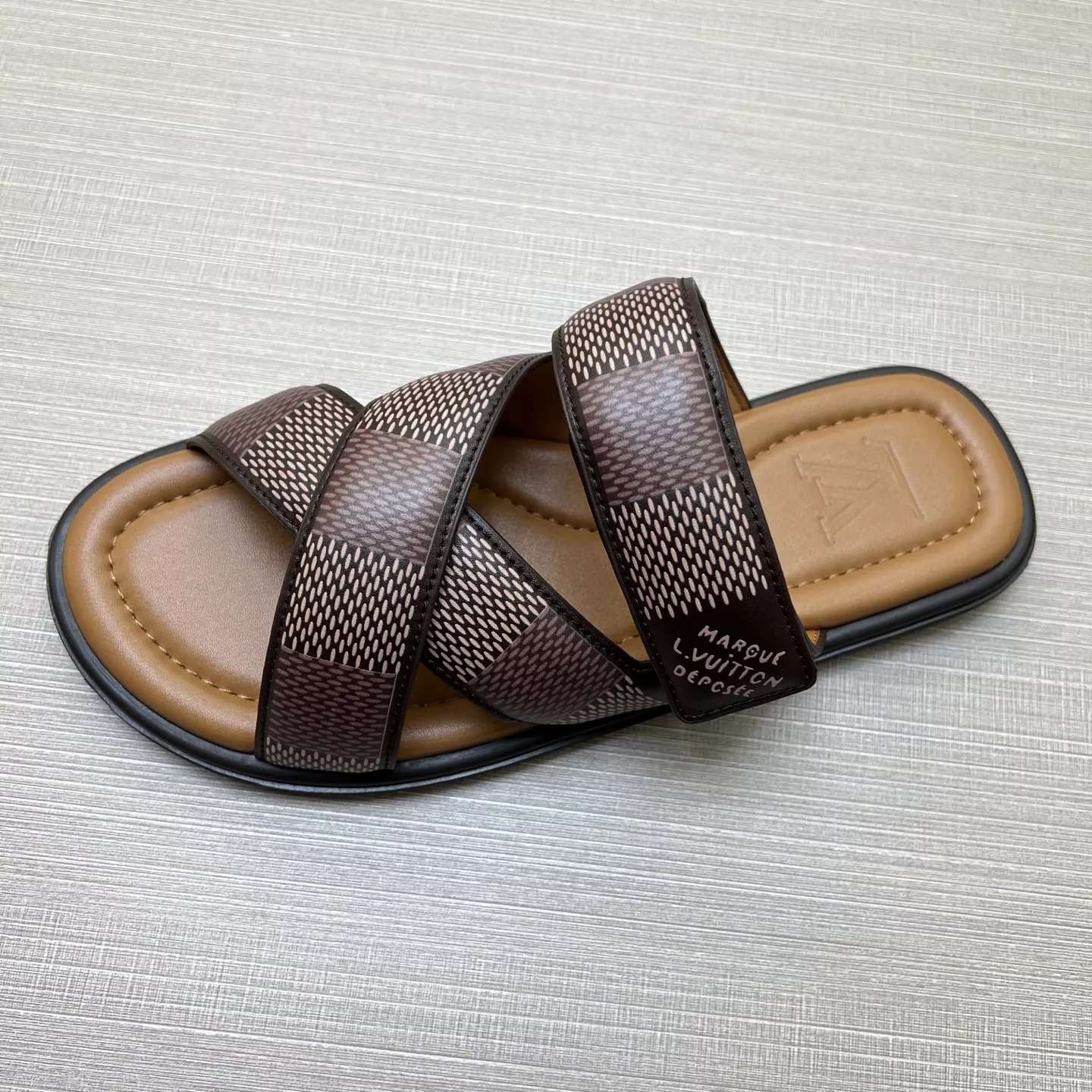 Timeless 6678 Louis Vuitton Slippers For Men