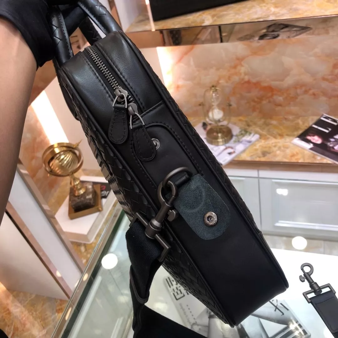 Timeless 6788 Bottega Veneta AAA Man Handbags