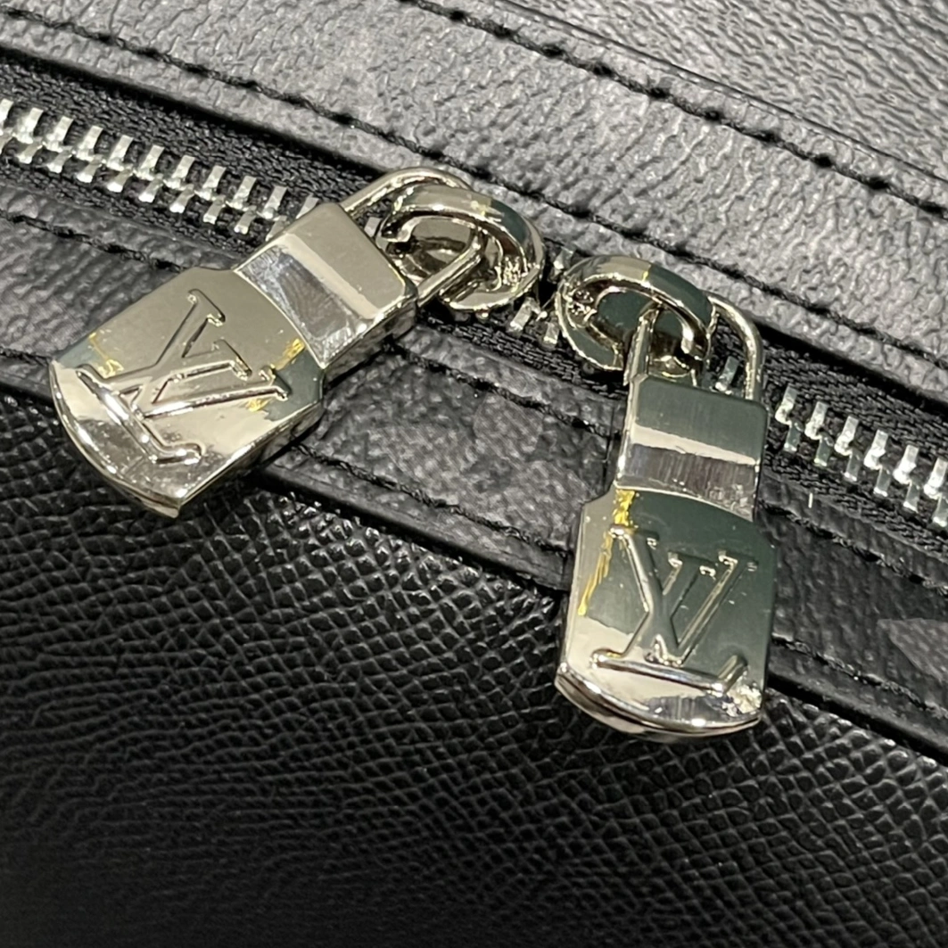 Timeless 7079 Louis Vuitton AAA Quality Backpacks For Unisex