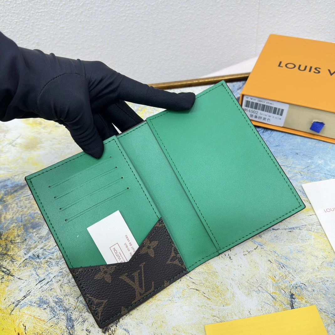 Timeless 7090 Louis Vuitton LV Card Case For Unisex
