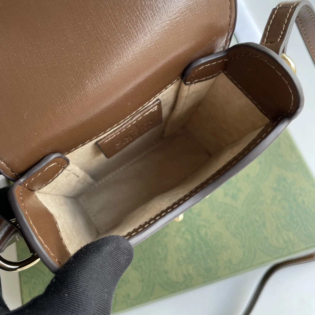 Timeless 7226 Gucci AAA Quality Messenger Bags