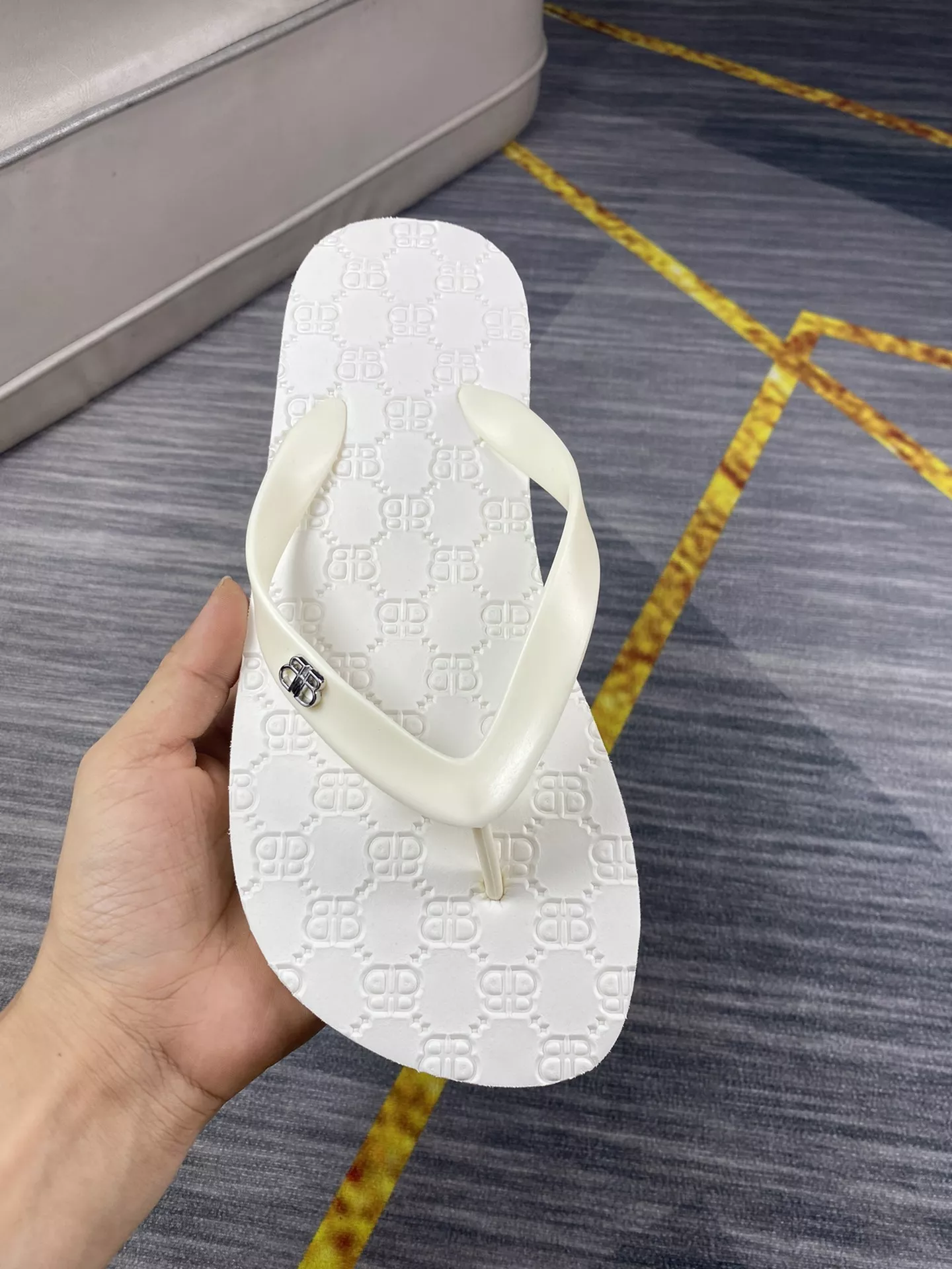 Timeless 7422 Balenciaga Slippers For Men