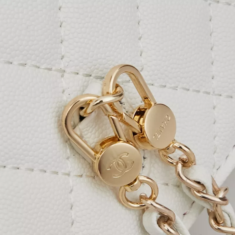 Timeless 7522 Chanel AAA Quality Messenger Bags For Women