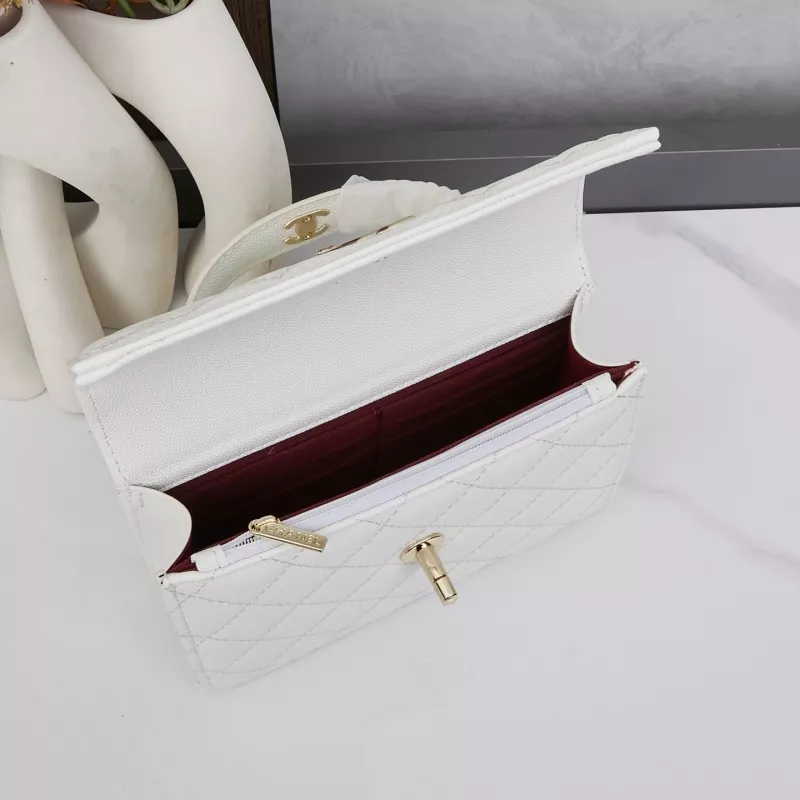 Timeless 7522 Chanel AAA Quality Messenger Bags For Women