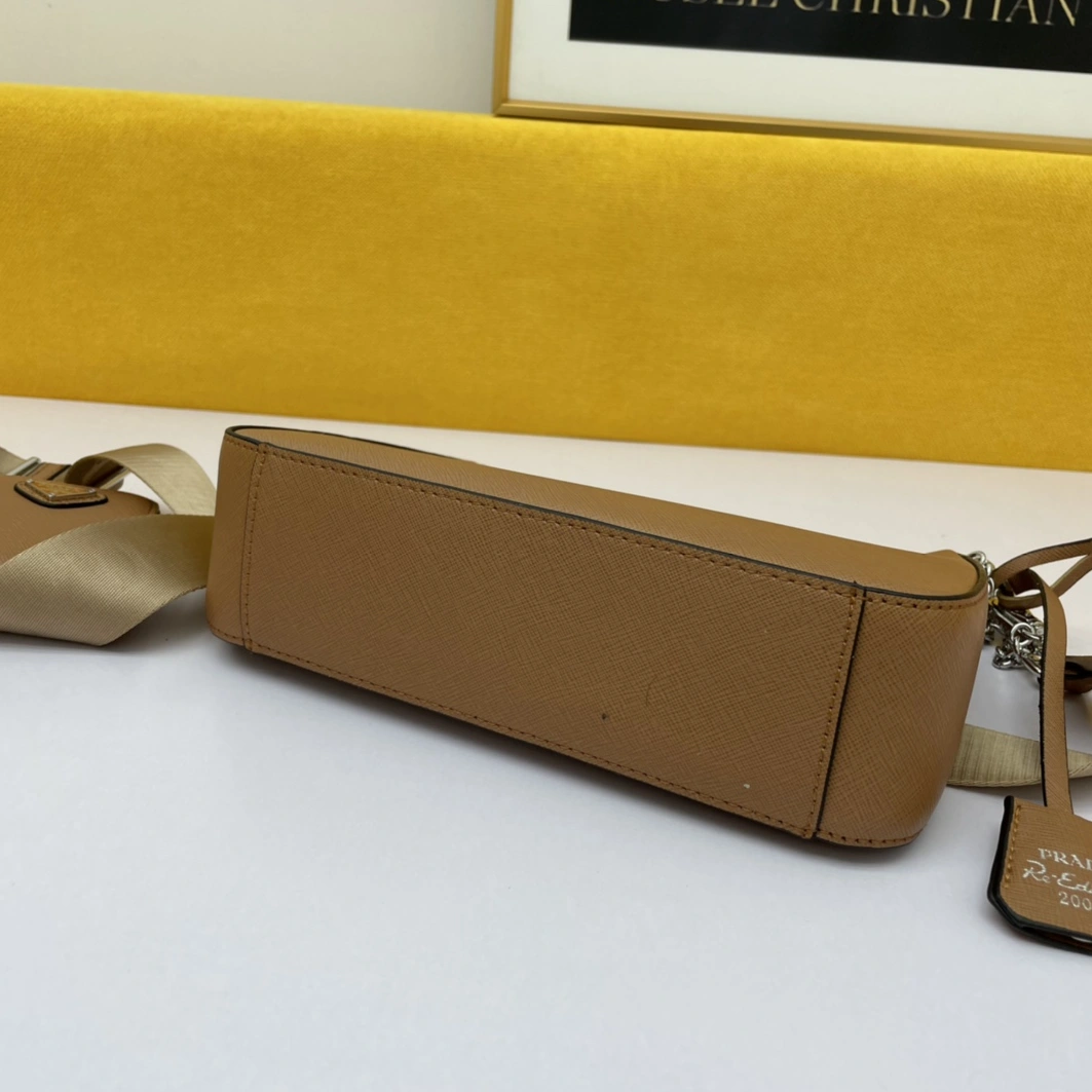 Timeless 7538 Prada AAA Quality Messenger Bags For Women