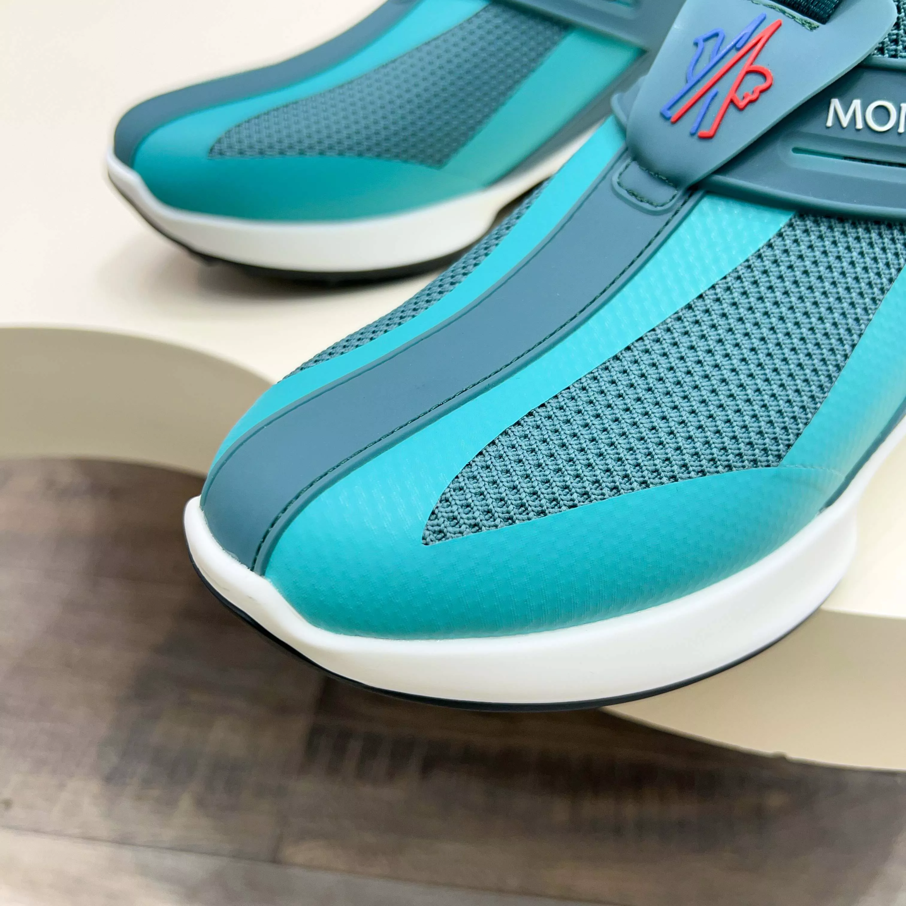 Timeless 7584 Moncler Casual Shoes For Men