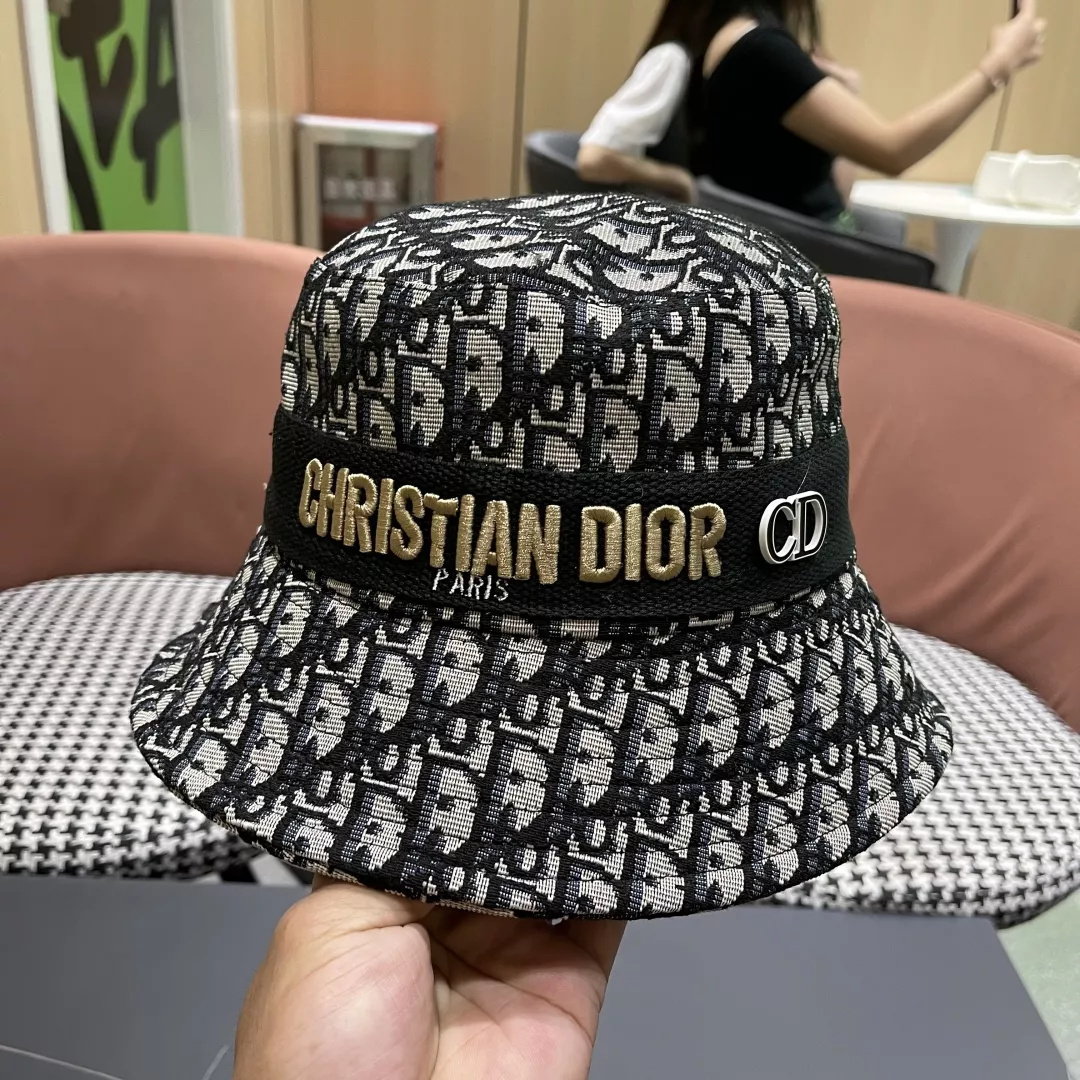 Timeless 8037 Christian Dior Caps